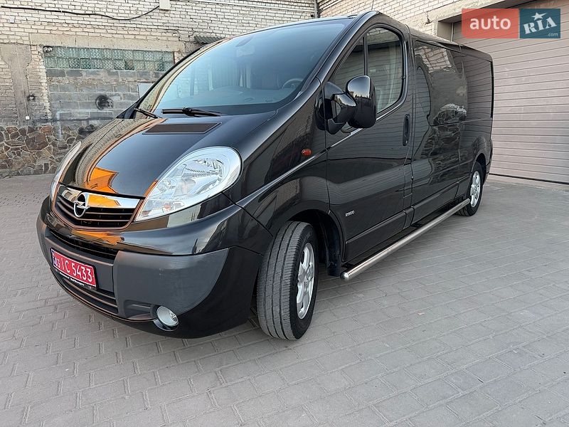 Opel Vivaro 2013