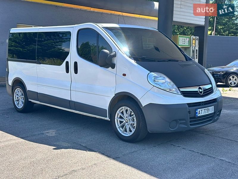 Opel Vivaro 2014