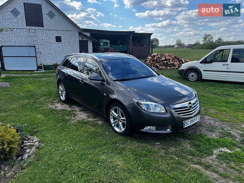 Opel Insignia 2011