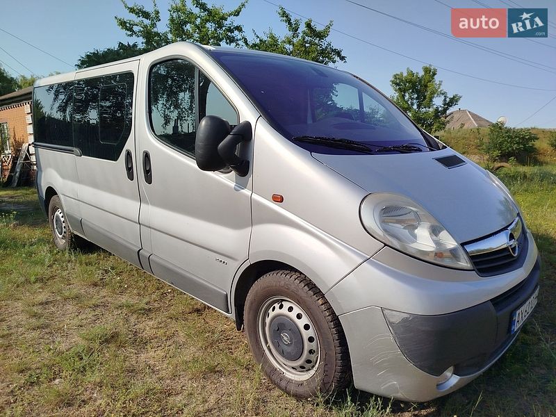 Opel Vivaro 2012