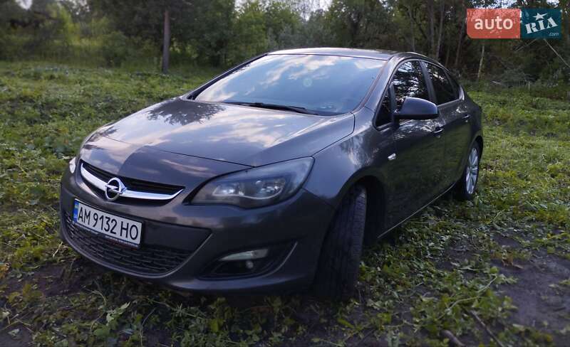 Opel Astra 2015