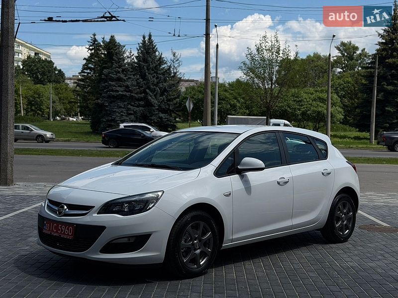 Opel Astra 2015