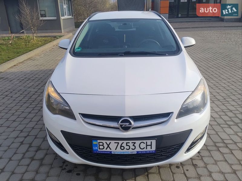 Opel Astra 2014