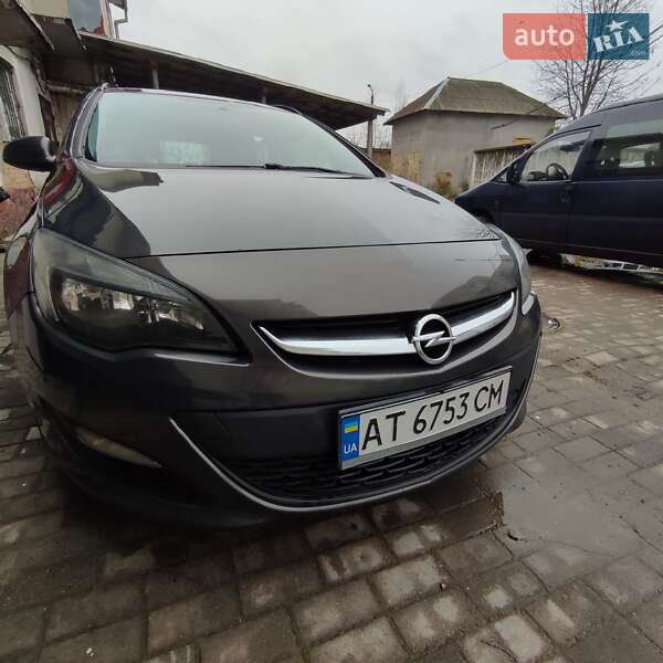 Opel Astra 2013