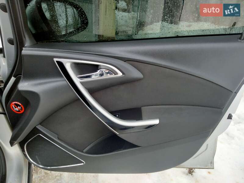 Opel Astra 2010