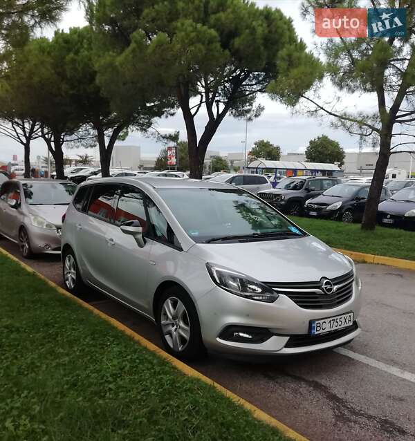 Opel Zafira Tourer 2018