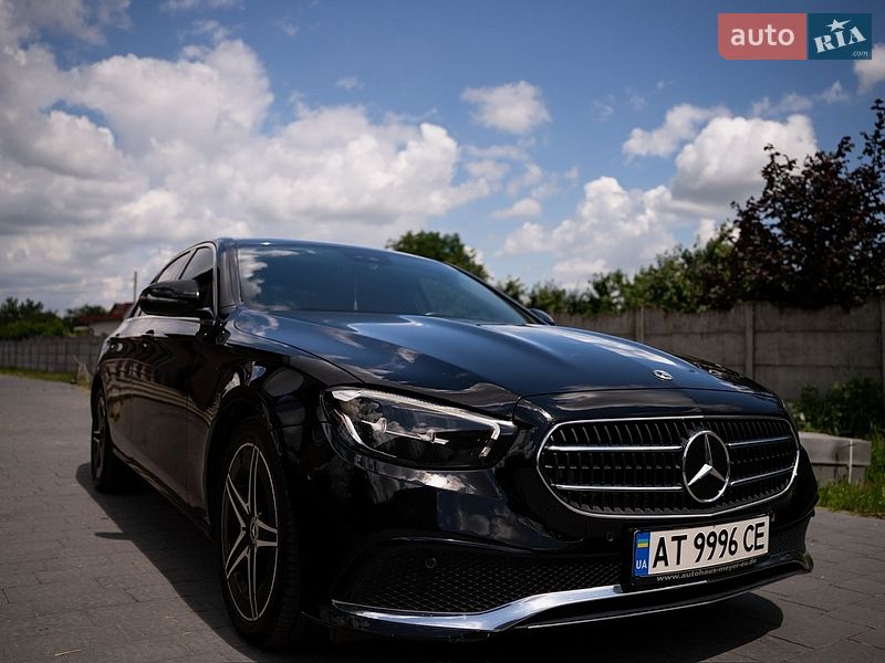 Mercedes-Benz E-Class 2022