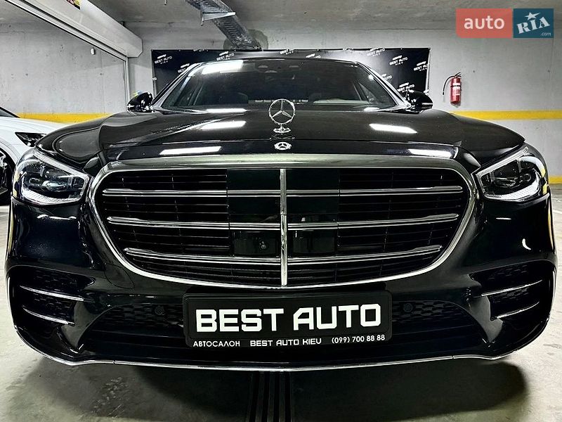 Mercedes-Benz S-Class 2025