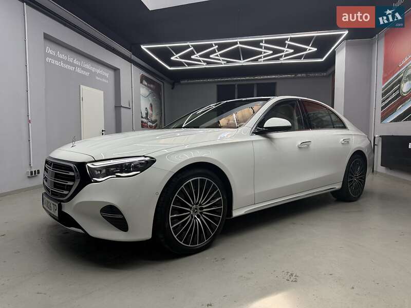 Mercedes-Benz E-Class 2024