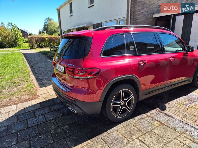 Mercedes-Benz GLB-Class 2020
