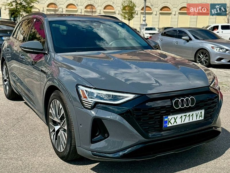 Audi Q8 e-tron 2024