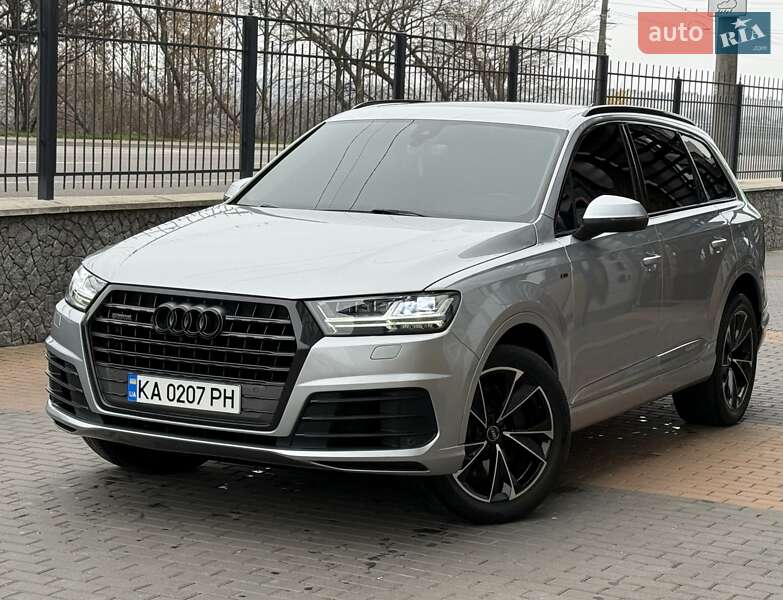 Audi Q7 2015