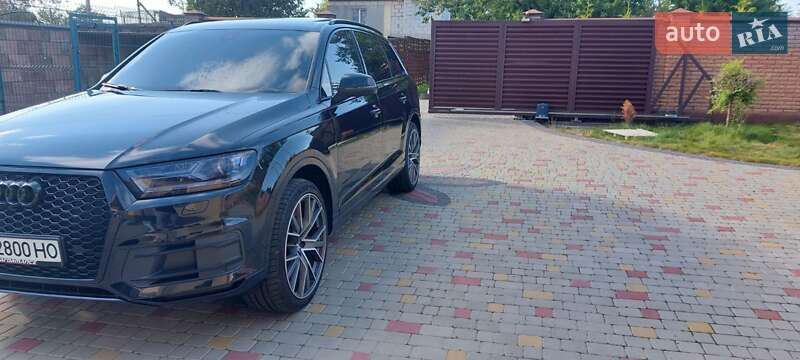 Audi Q7 2016