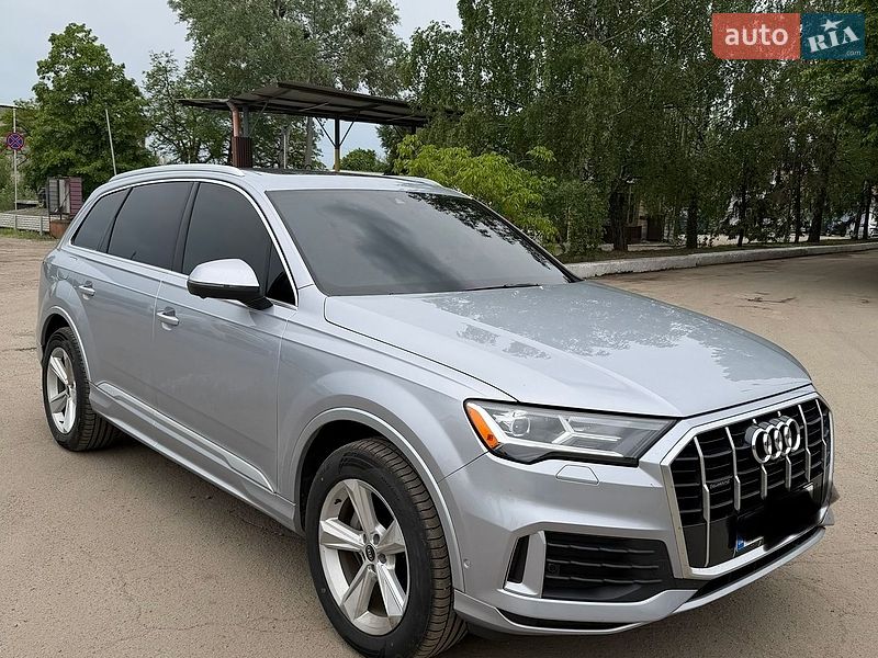 Audi Q7 2021