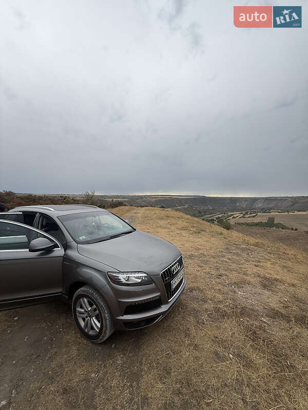 Audi Q7 2013