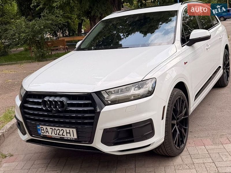 Audi Q7 2016
