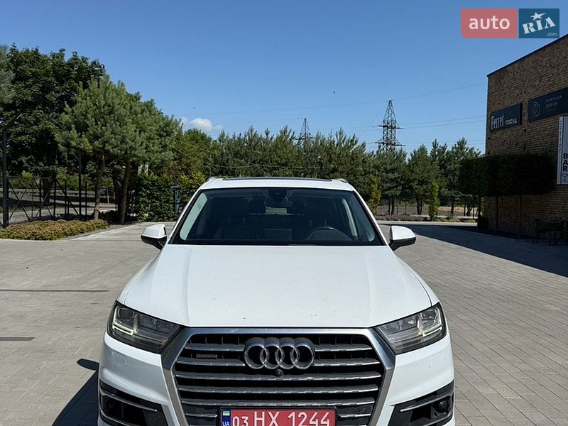 Audi Q7 2016