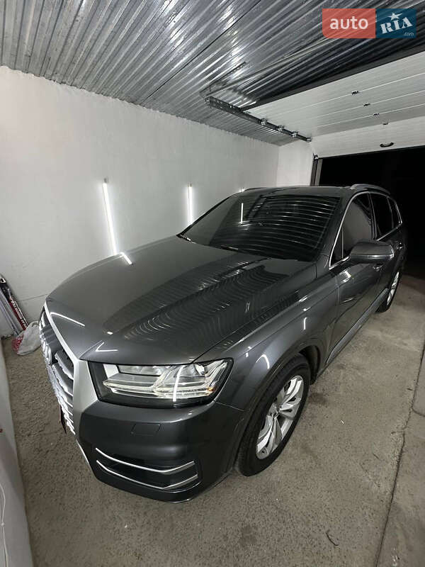 Audi Q7 2018
