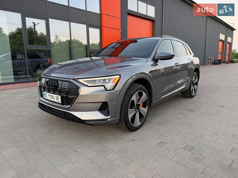 Audi e-tron 2022