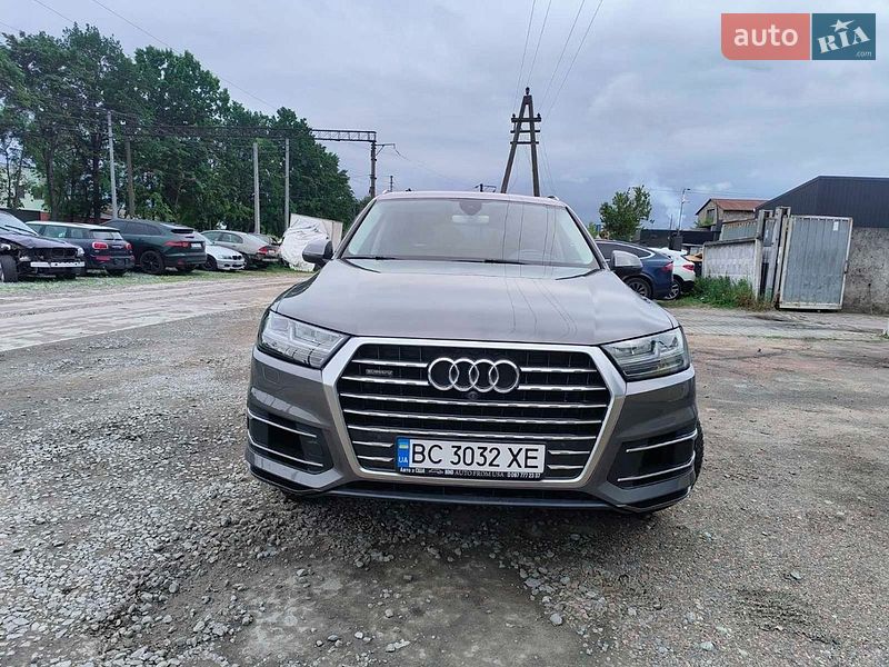 Audi Q7 2016