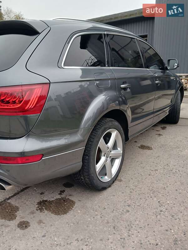 Audi Q7 2014