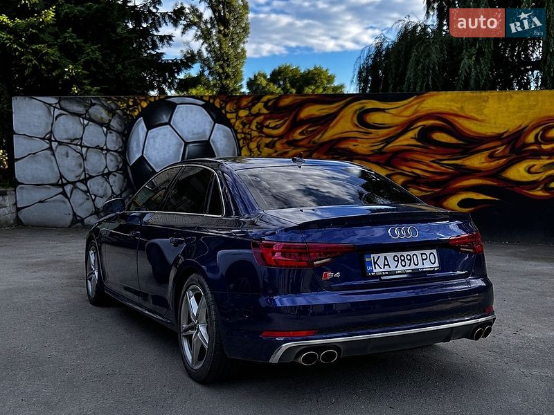Audi S4 2019