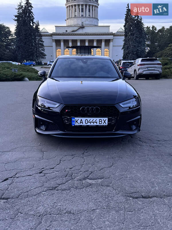 Audi S4 2019