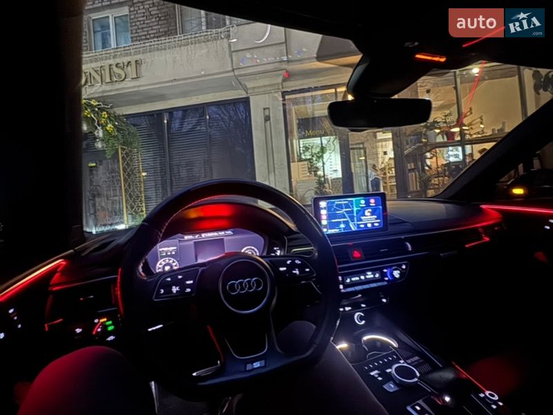 Audi A4 2017