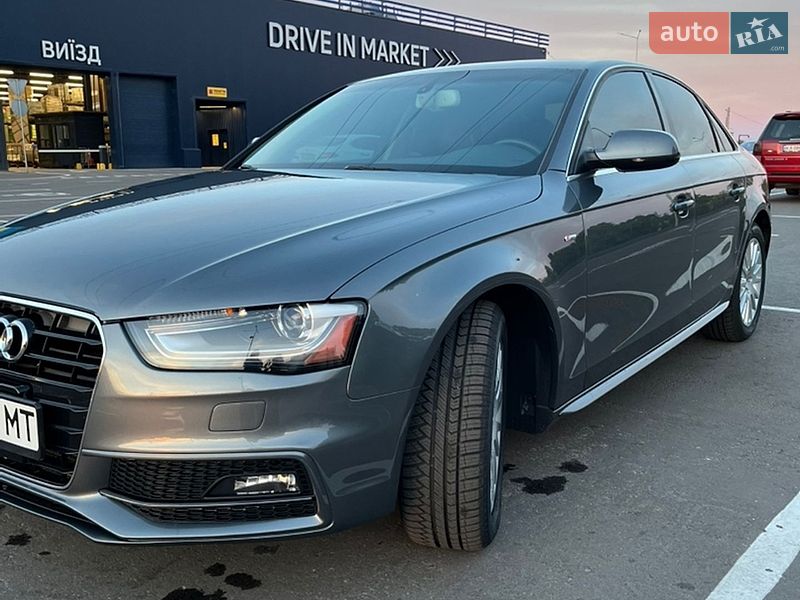 Audi A4 2014