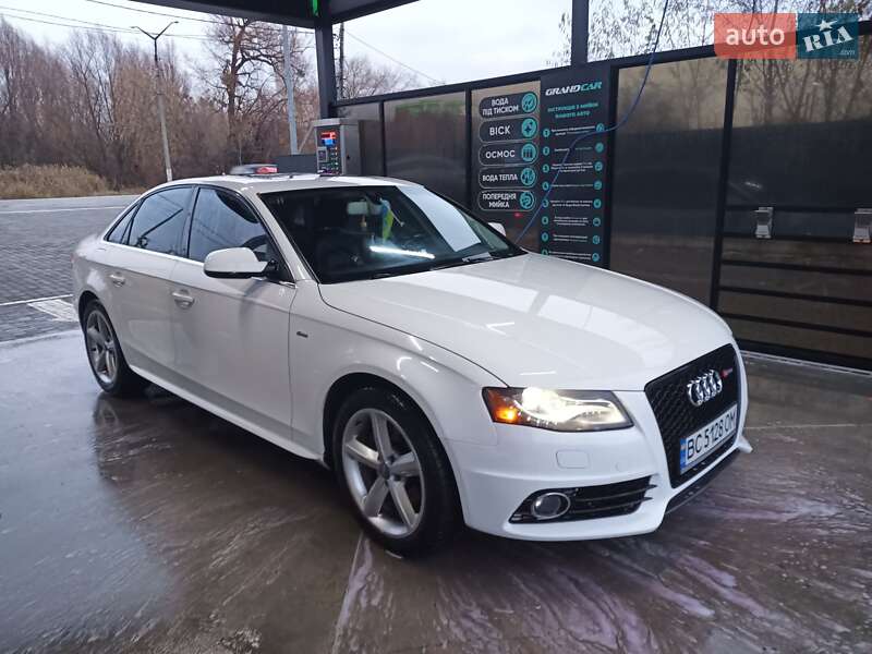 Audi A4 2011