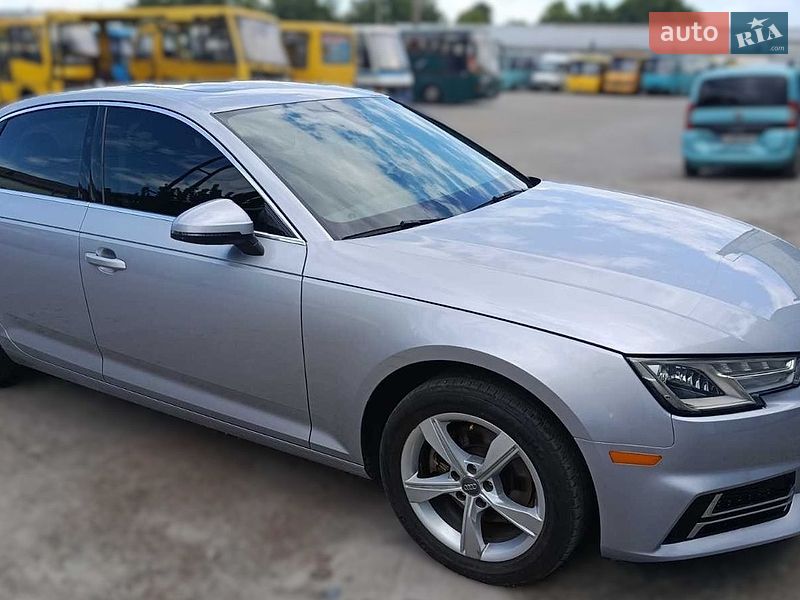 Audi A4 2019