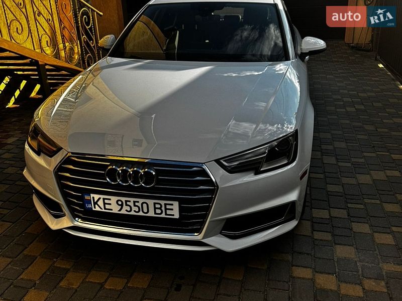 Audi A4 2019