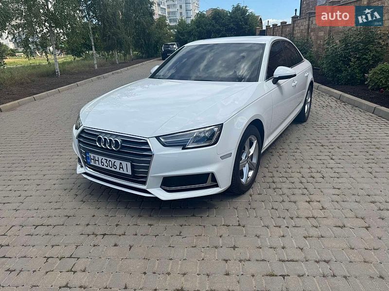 Audi A4 2019