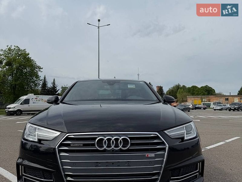 Audi A4 2017