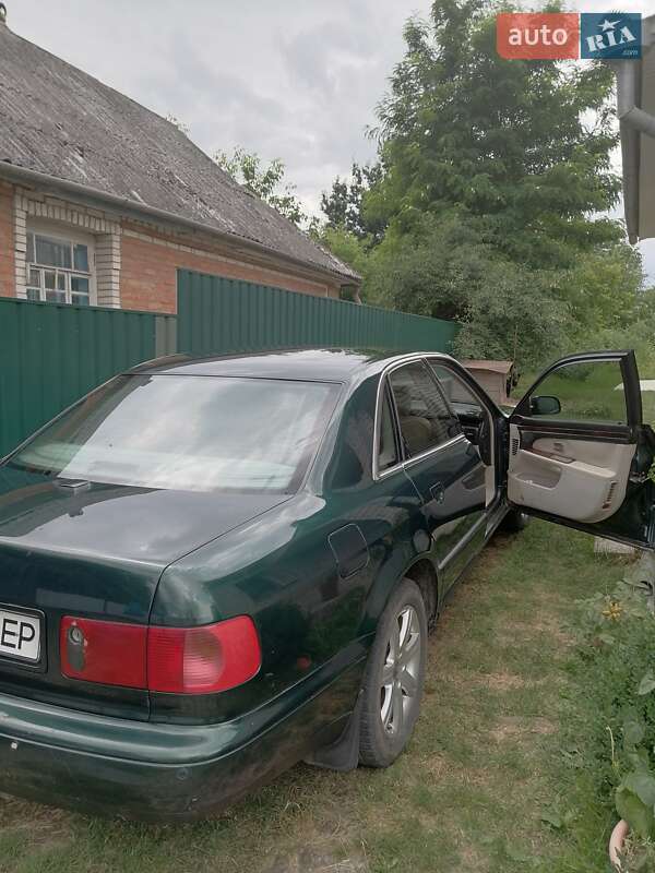 Audi A8 1998