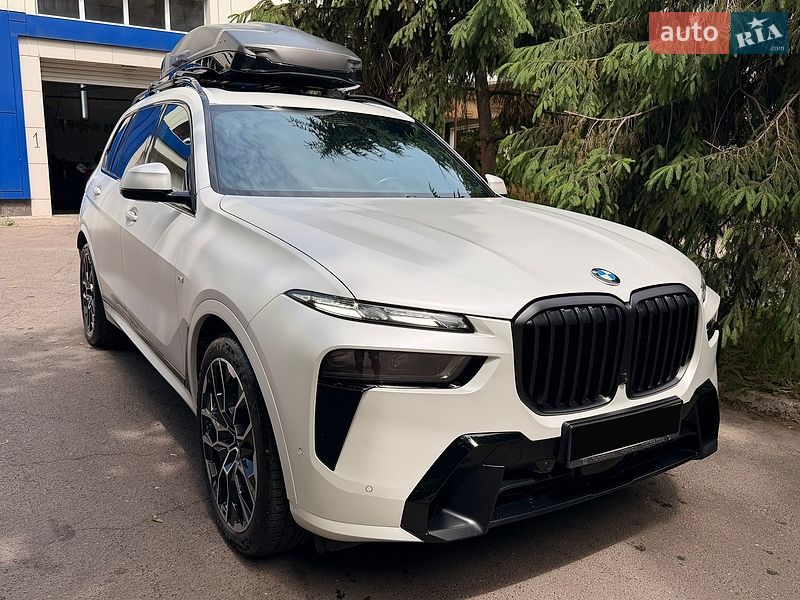 BMW X7 2023