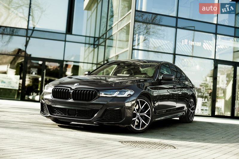 BMW 5 Series 2021