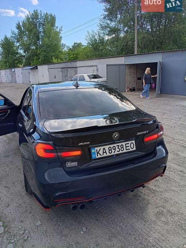 BMW 3 Series 2012