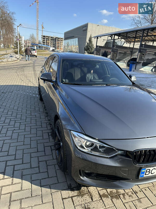 BMW 3 Series 2013