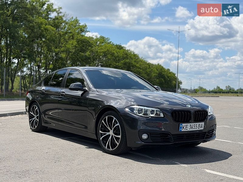 BMW 5 Series 2016