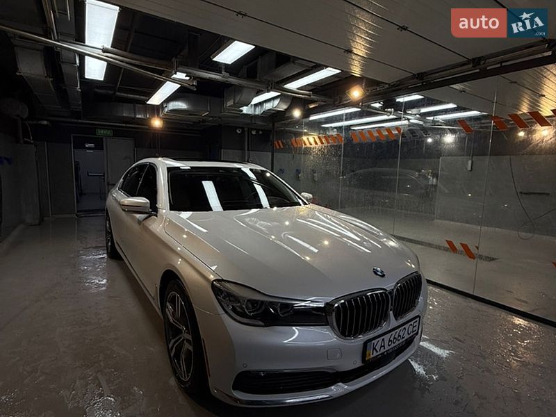 BMW 7 Series 2015