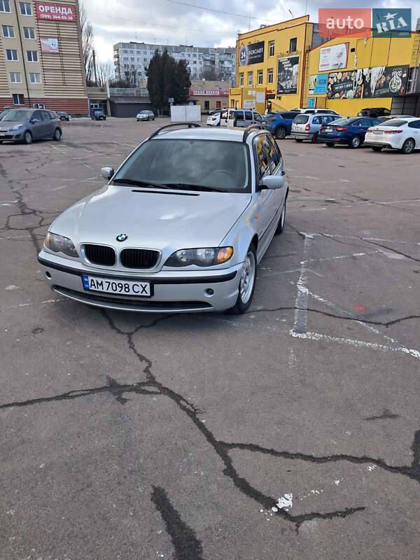 BMW 3 Series 2004