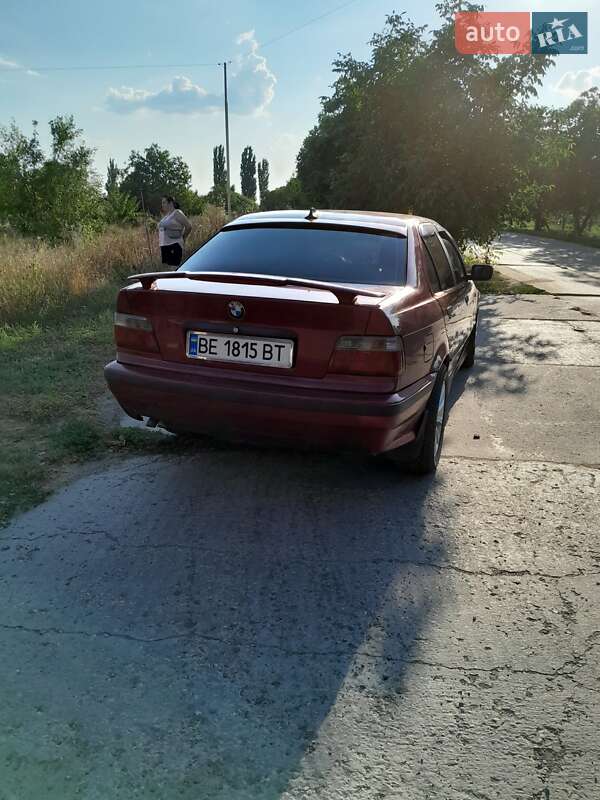 BMW 3 Series 1992