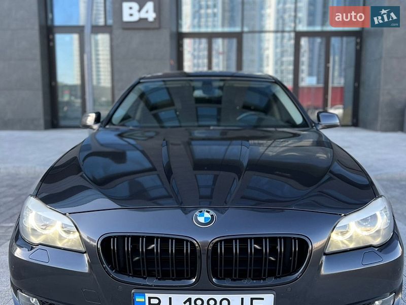 BMW 5 Series 2011