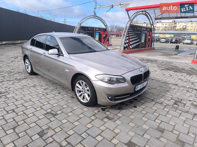 BMW 5 Series 2011