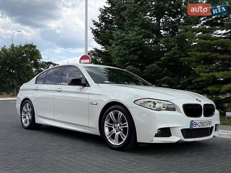 BMW 5 Series 2011