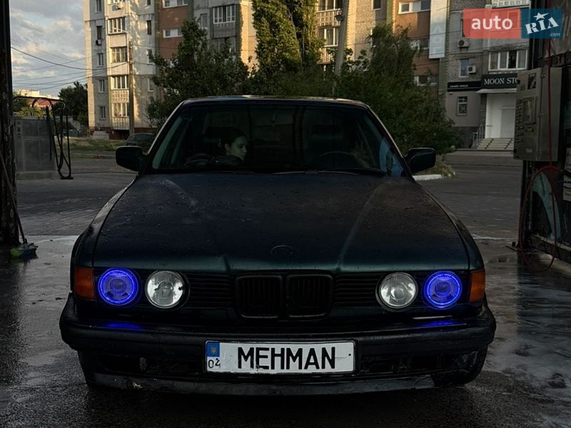 BMW 7 Series 1990