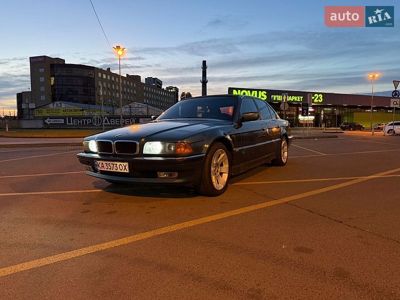 BMW 7 Series 1995
