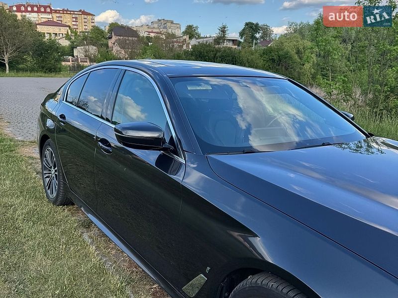 BMW 5 Series 2019