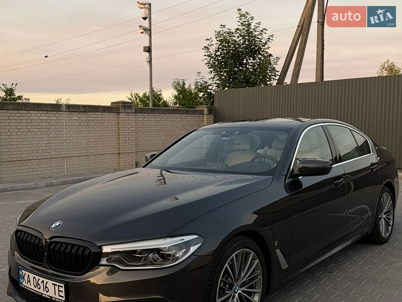 BMW 5 Series 2019